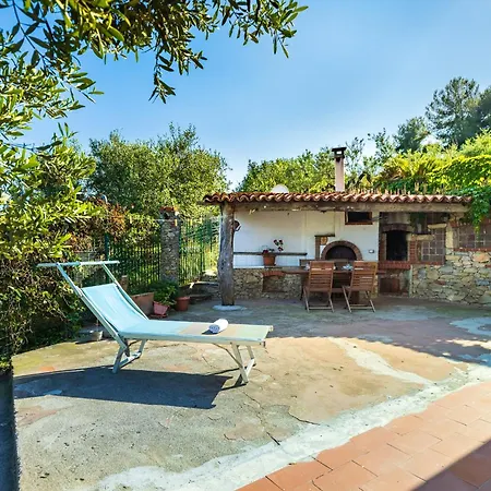 Appartamento Hostdomus - Il Belvedere Pietra Ligure